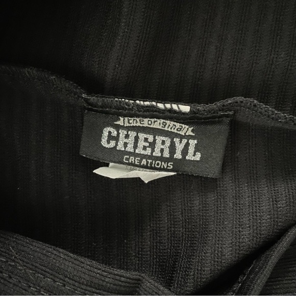 Cheryl Creations black crop tank top size small - Picture 3 of 4